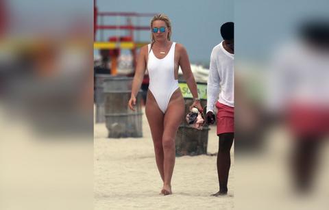 Lindsey Vonn Flaunts Swimsuit Body With Beau P K Subban