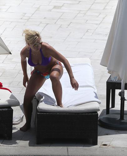 Photos Kate Gosselin Shows Of Sexy Bikini Bod At Casa Dorada Los Cabos