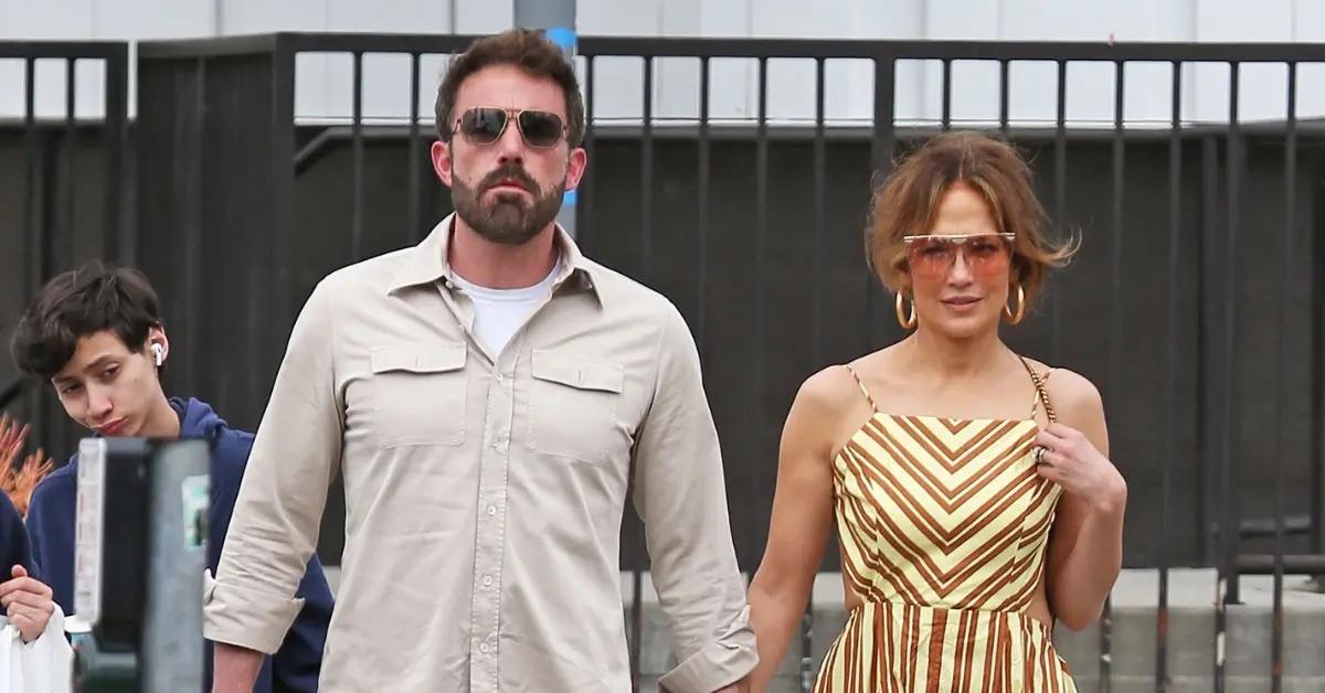 Jennifer Lopez S Desperate To Save Relationship With Ben Affleck To