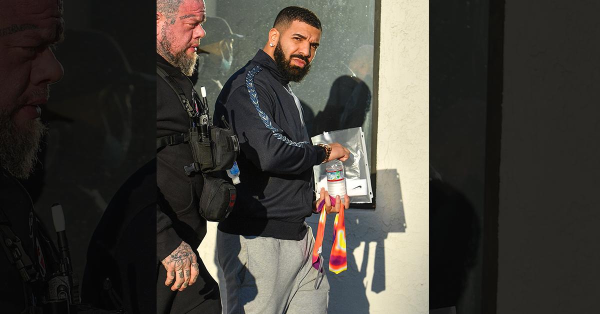 Drake Looks Sour Holding Own Groceries After Unfollowing Rihanna S Baby