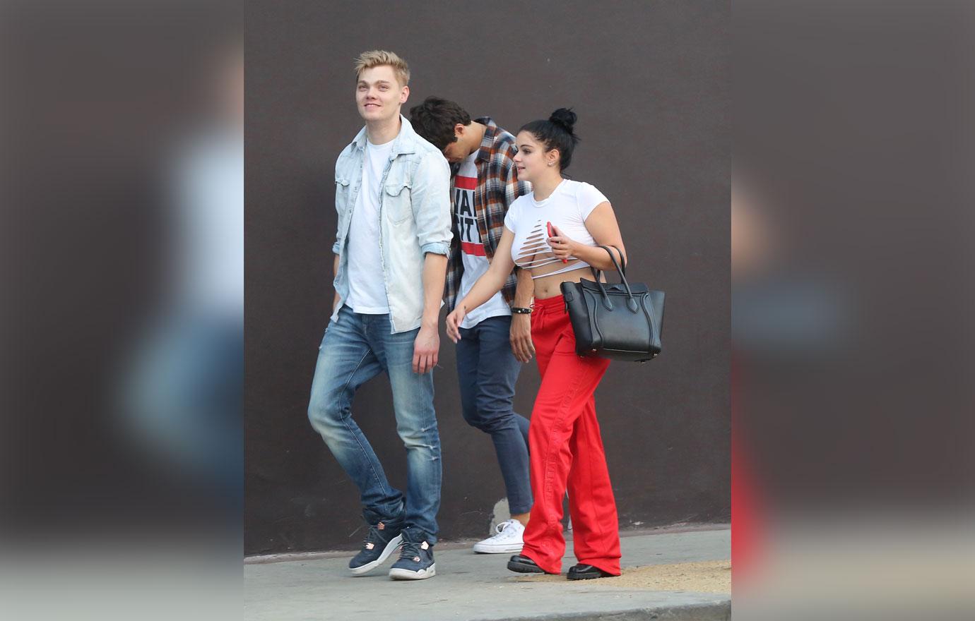 Nearly Naked Ariel Winter Flashes Nipples Belly With Boyfriend