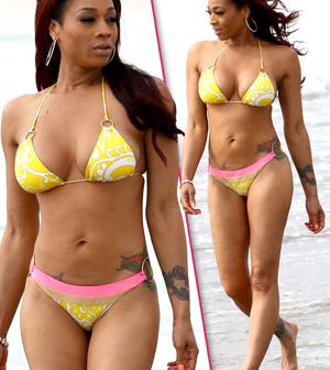 From The Bedroom To The Beach Sex Tape Star Mimi Faust Shows Off Her