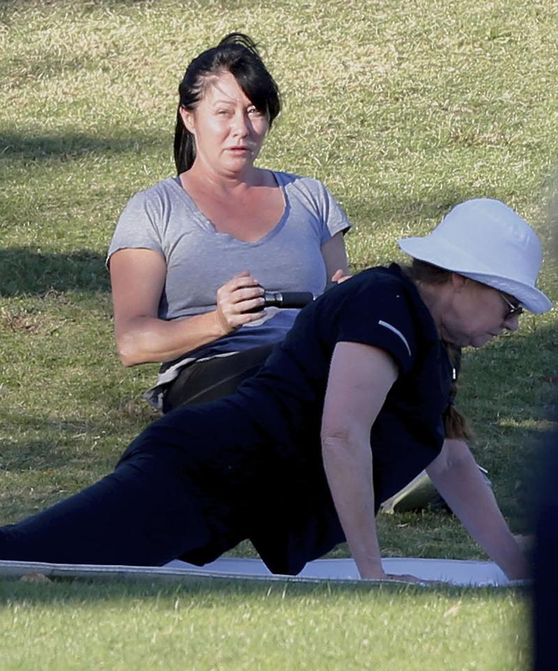 Shannen Doherty A Barefaced Beauty In Malibu