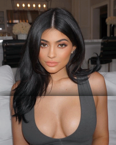 Total Transformation See The Eye Popping Evolution Of Kylie Jenner S Boobs