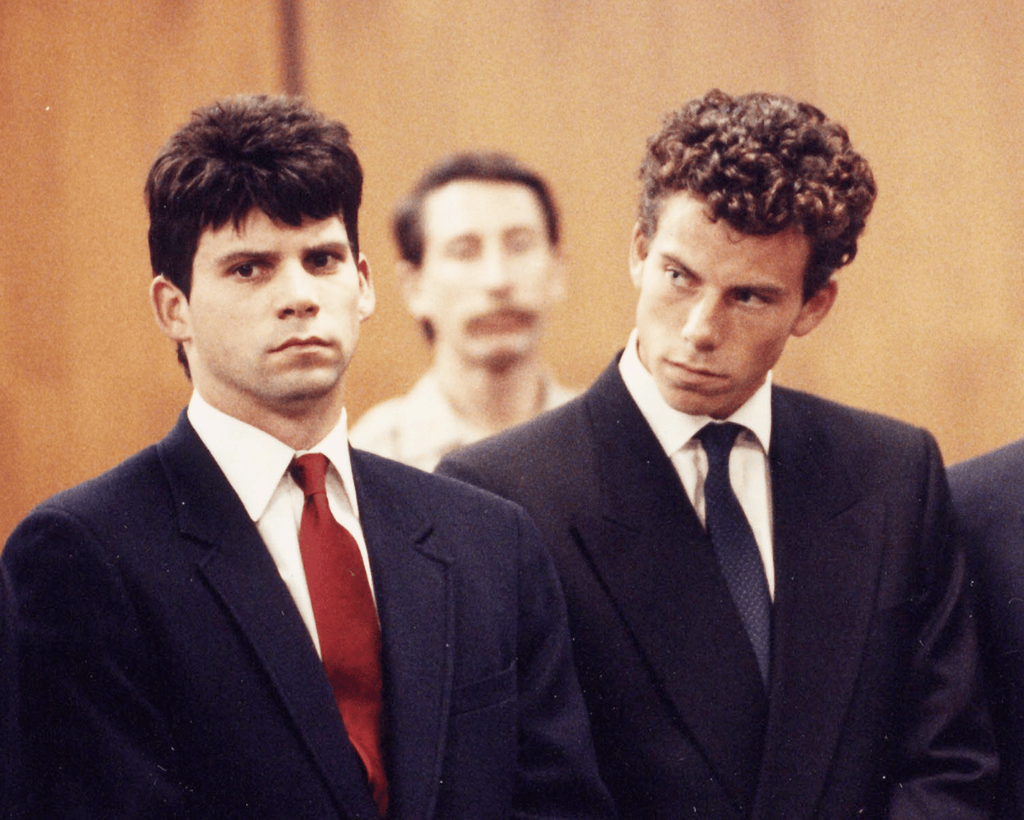 Crime Scene Photos Revisit The Menendez Brothers Home Where Their