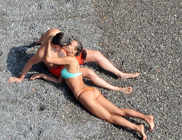 Bradley Cooper Irina Shayk Bikini Makeout Beach Italy