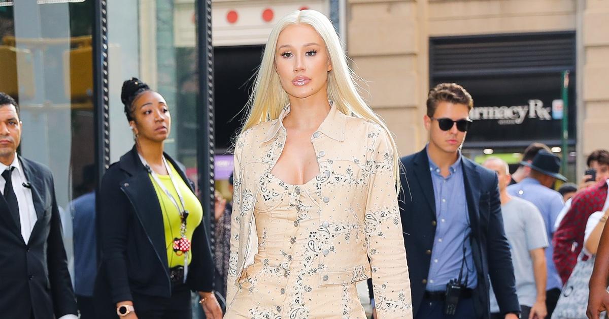 Iggy Azalea Slams American Airlines See Tweets