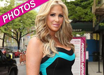 //kim zolciak baby bump dress splash