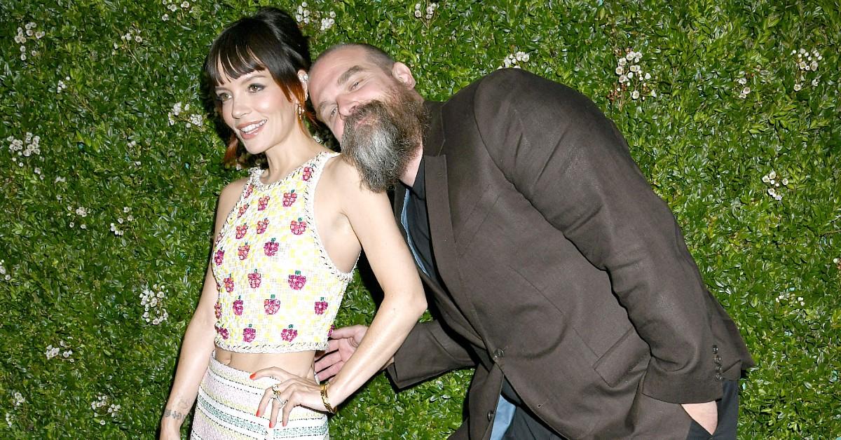Photo of  Lily Allen and David Harbour