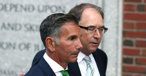 Lori Loughlin Looks Nervous Frail In Court Amid College Admissions Scandal