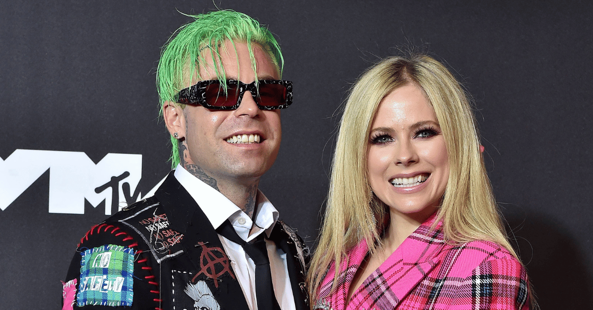 After Avril Lavigne Split, Mod Sun Writes in New Message, 'In 1 Week My  Entire Life Completely Changed