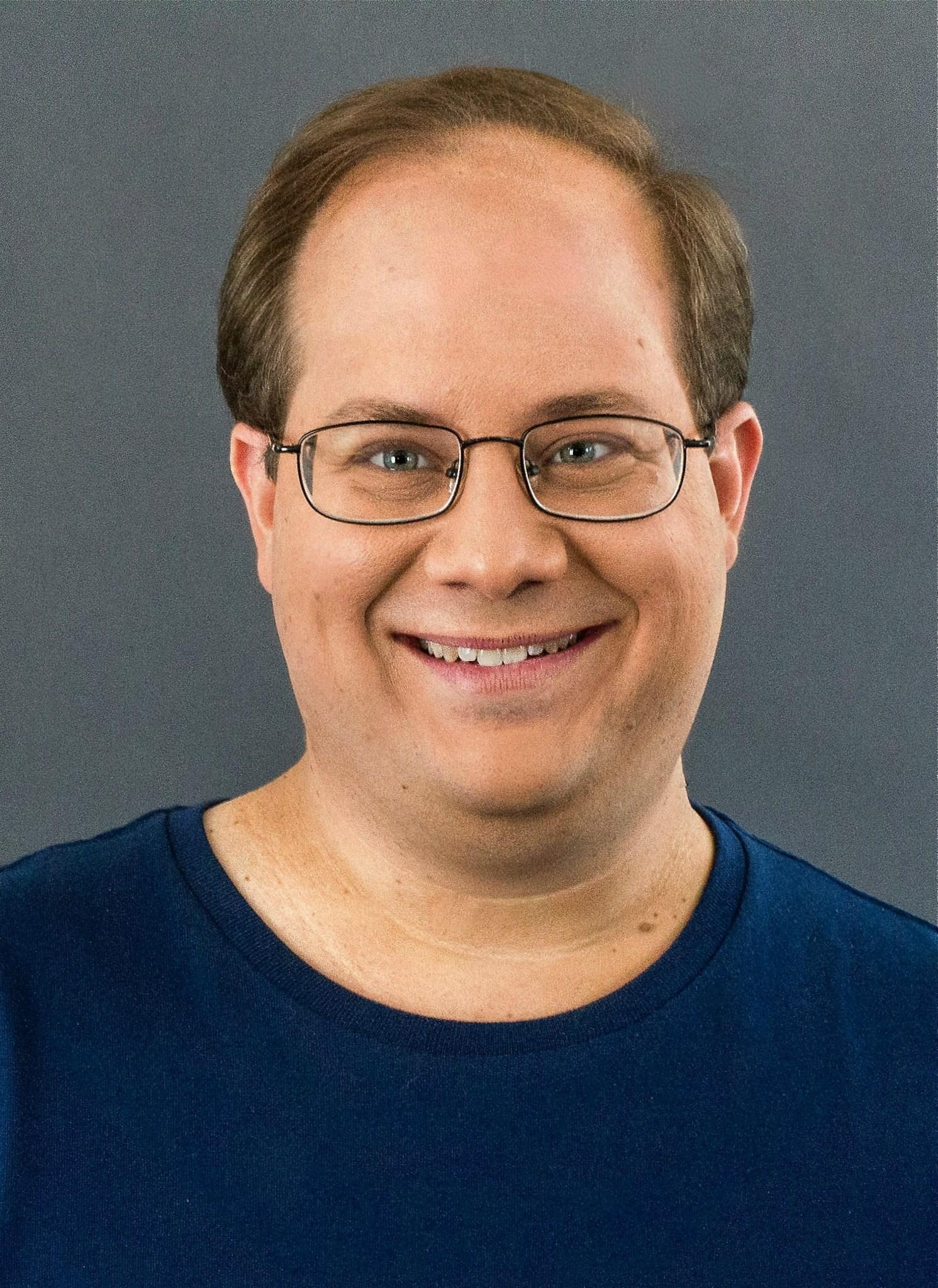 danny gura headshot