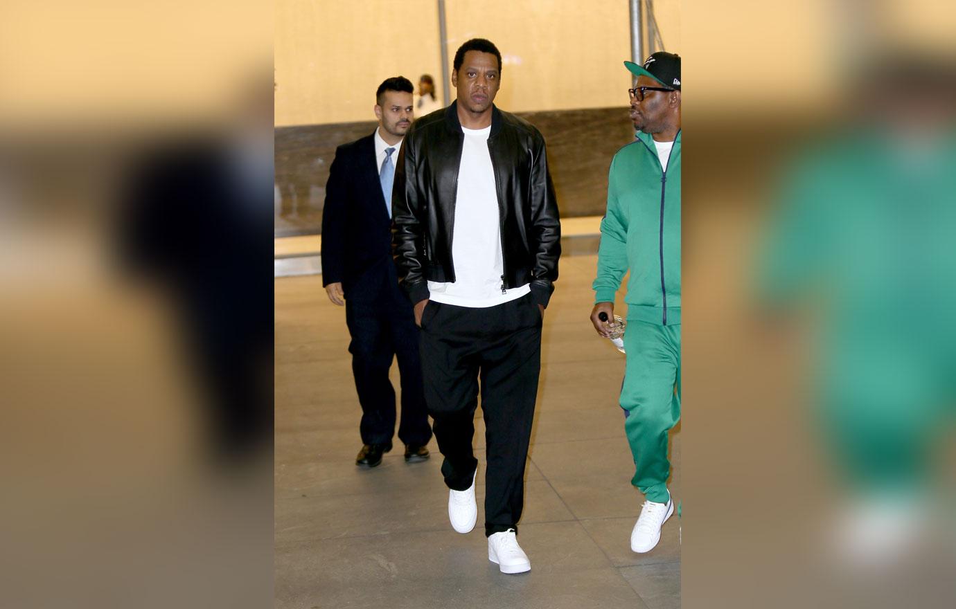 Beyonce And Jay Z Bodyguard Clash With Paparazzi