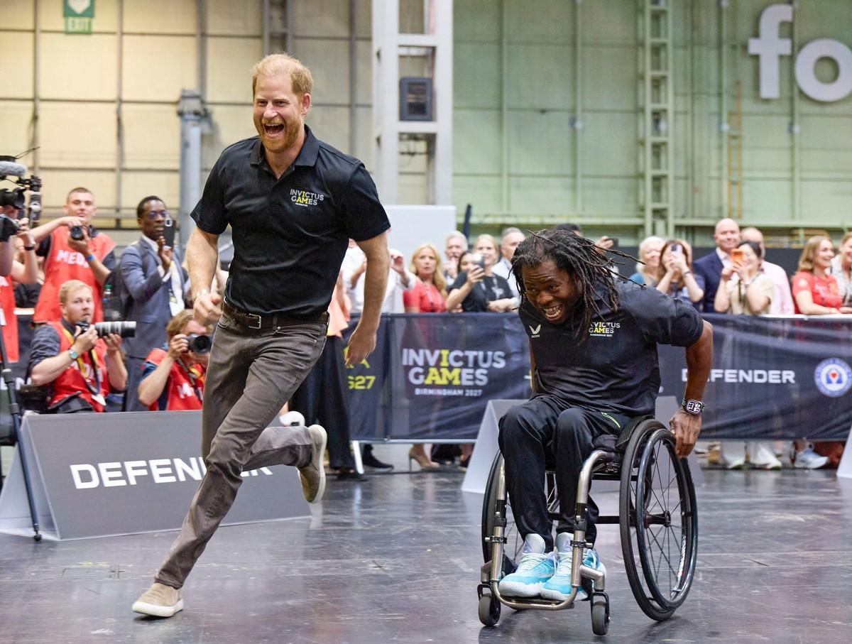 Ugandan General Muhoozi Kainerugaba announced Uganda would pull out of Harry's 2027 Invictus Games.