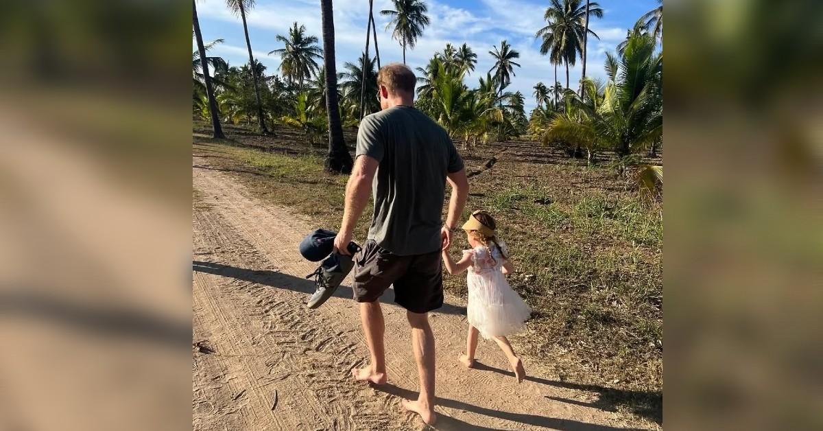 meghan shares rare picture