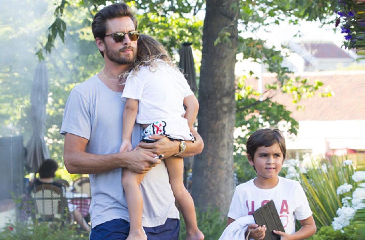 scott disick carrying kourtney