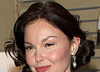 //ashley judd steroids puffy face