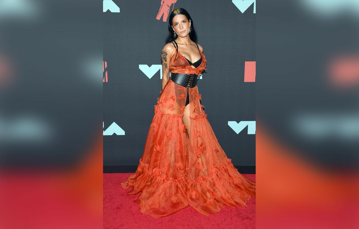 MTV VMA Awards 2019 Red Carpet Celebrity Arrivals