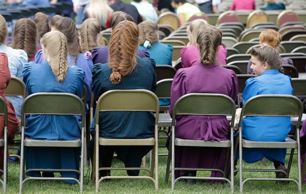 Sister Wives -- Rare Look Inside Two Polygamous Towns