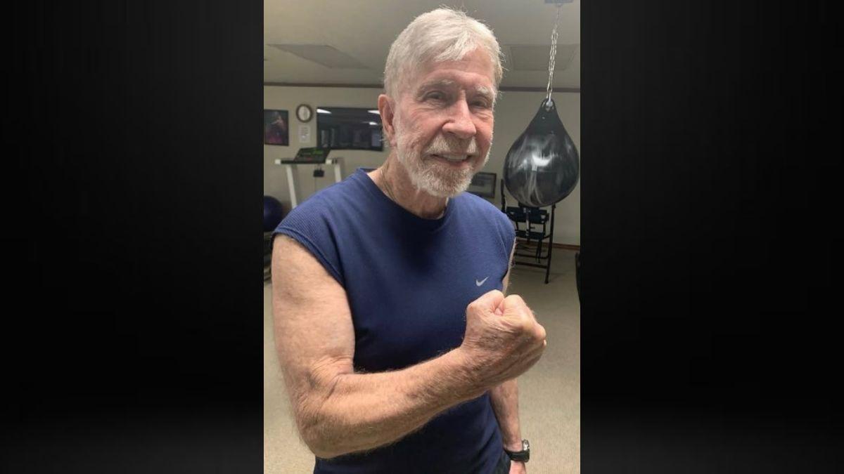 Chuck Norris made sure 'every single day' counted, according to a source.