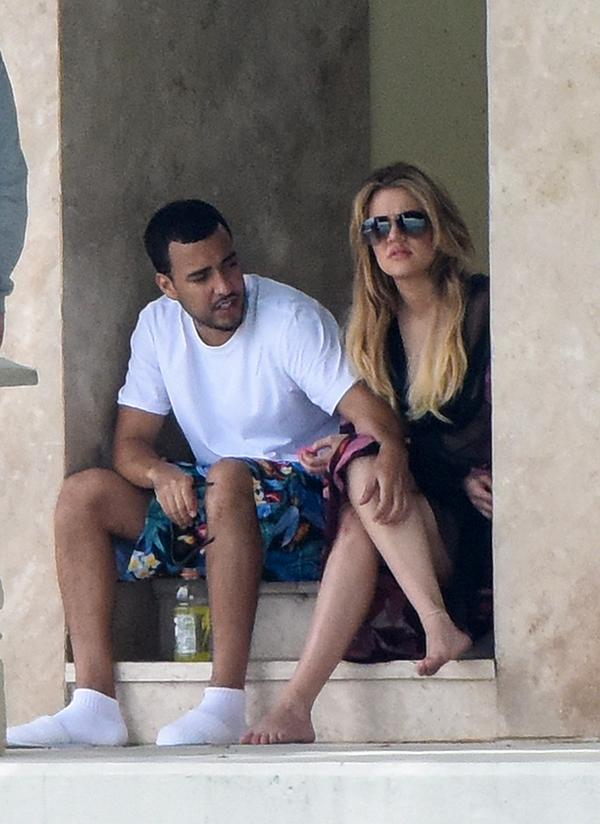 //khloe kardashian french montana dating miami vacation​