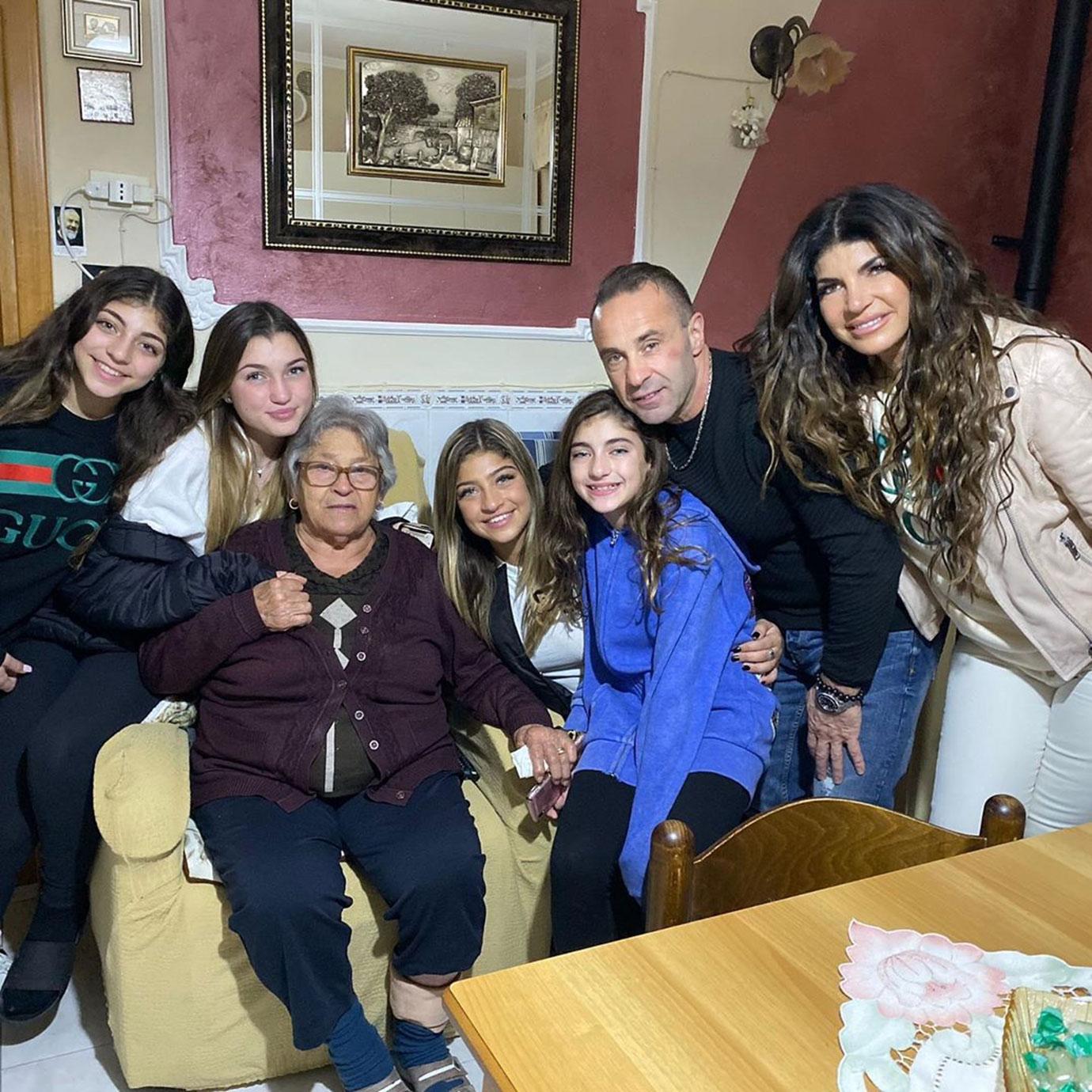 eresa & Joe’s Girls Heading Back To Italy For Christmas, But ‘RHONJ’ Star ‘Isn’t Sure She’ll Go’