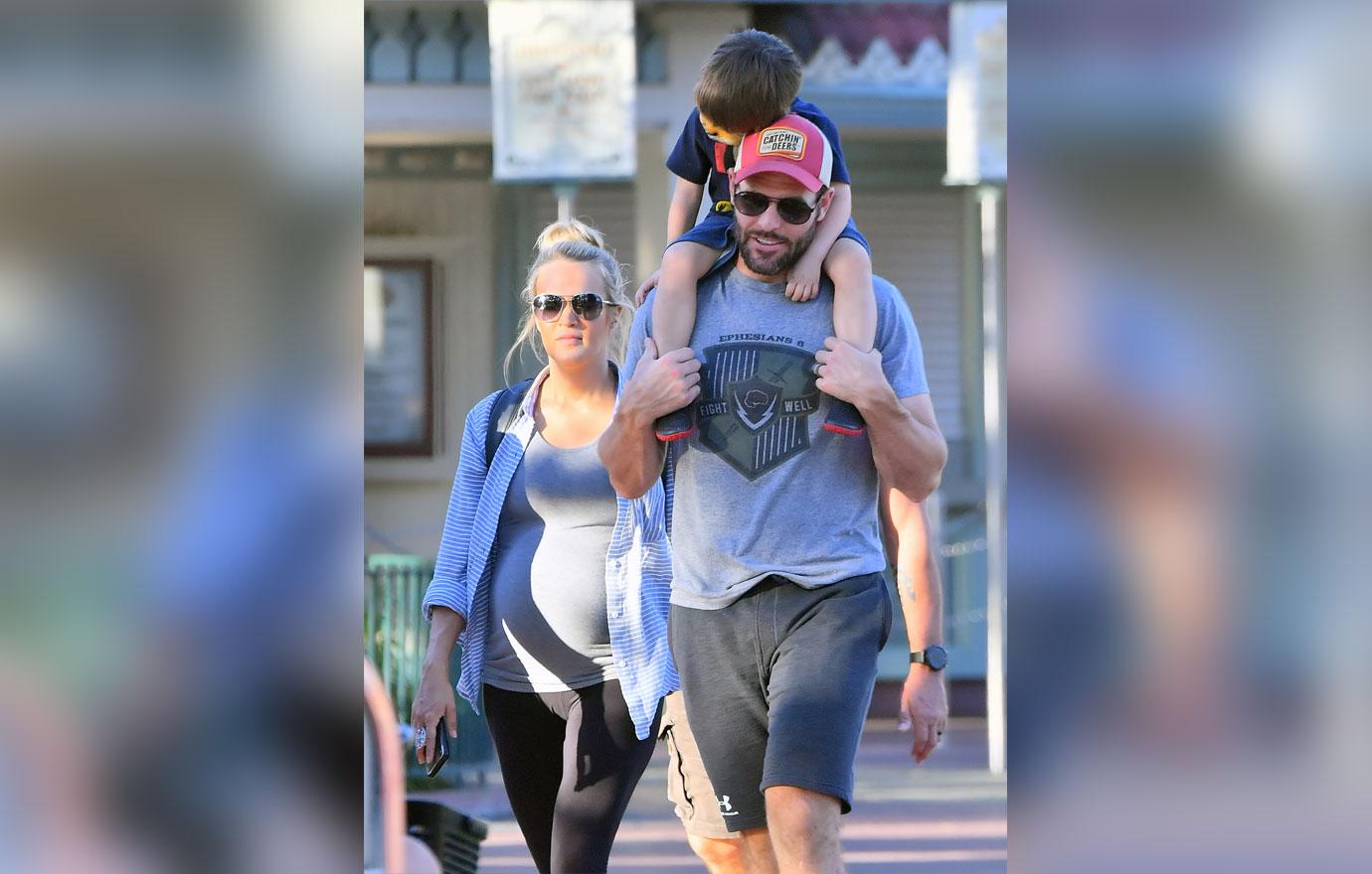 carrie underwood spends a day with her family at disneyland in anaheim,  california-160918_1