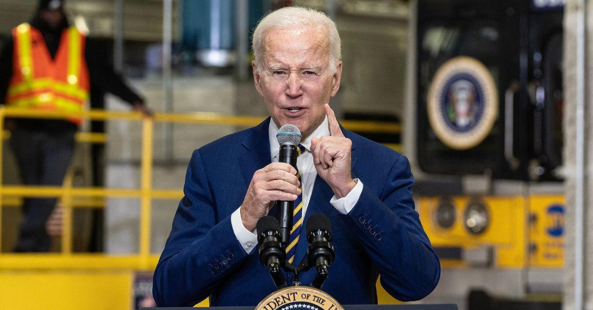 President Biden Grabs Reporter's Hand  When Asked About Covid-19 Emergency