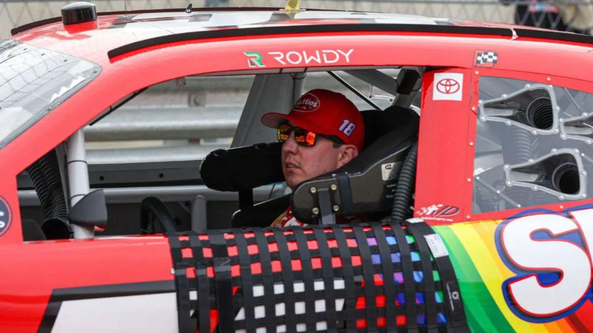image of Doctors said the racing icon had been battling pneumonia before his condition rapidly deteriorated.