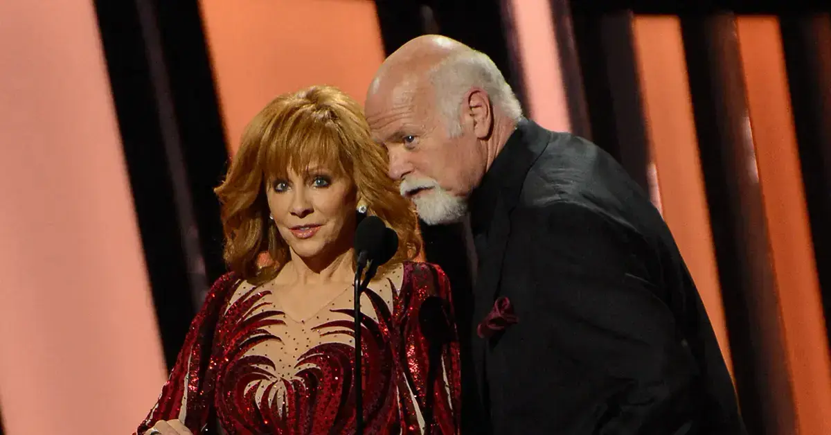 reba mcintires relationship with henpecked rex linn