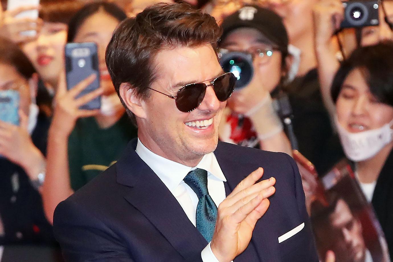 tom cruise front teeth knocked out by his kid wears dentures gossip cindy adams r