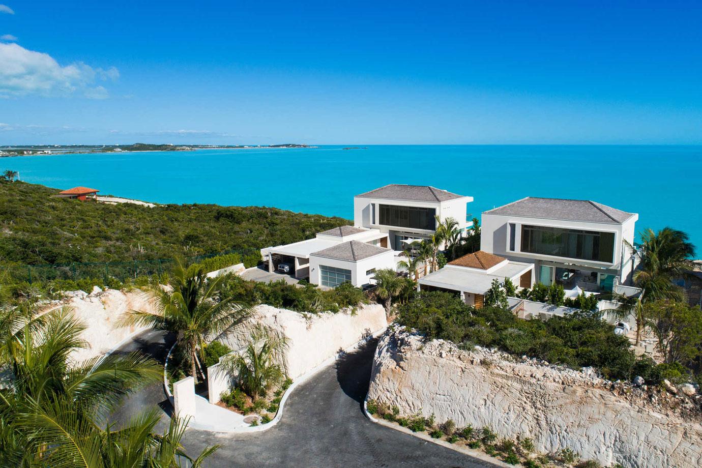 kyle richards mauricio umansky turks and caicos mansion housewives all stars trip