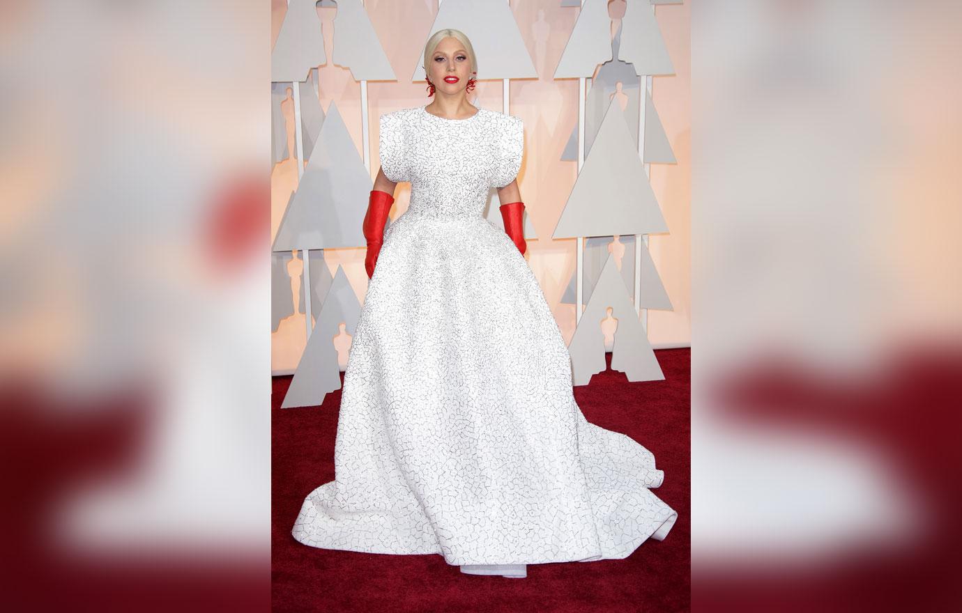 Wackiest Oscar Gowns Of All Time Exposed