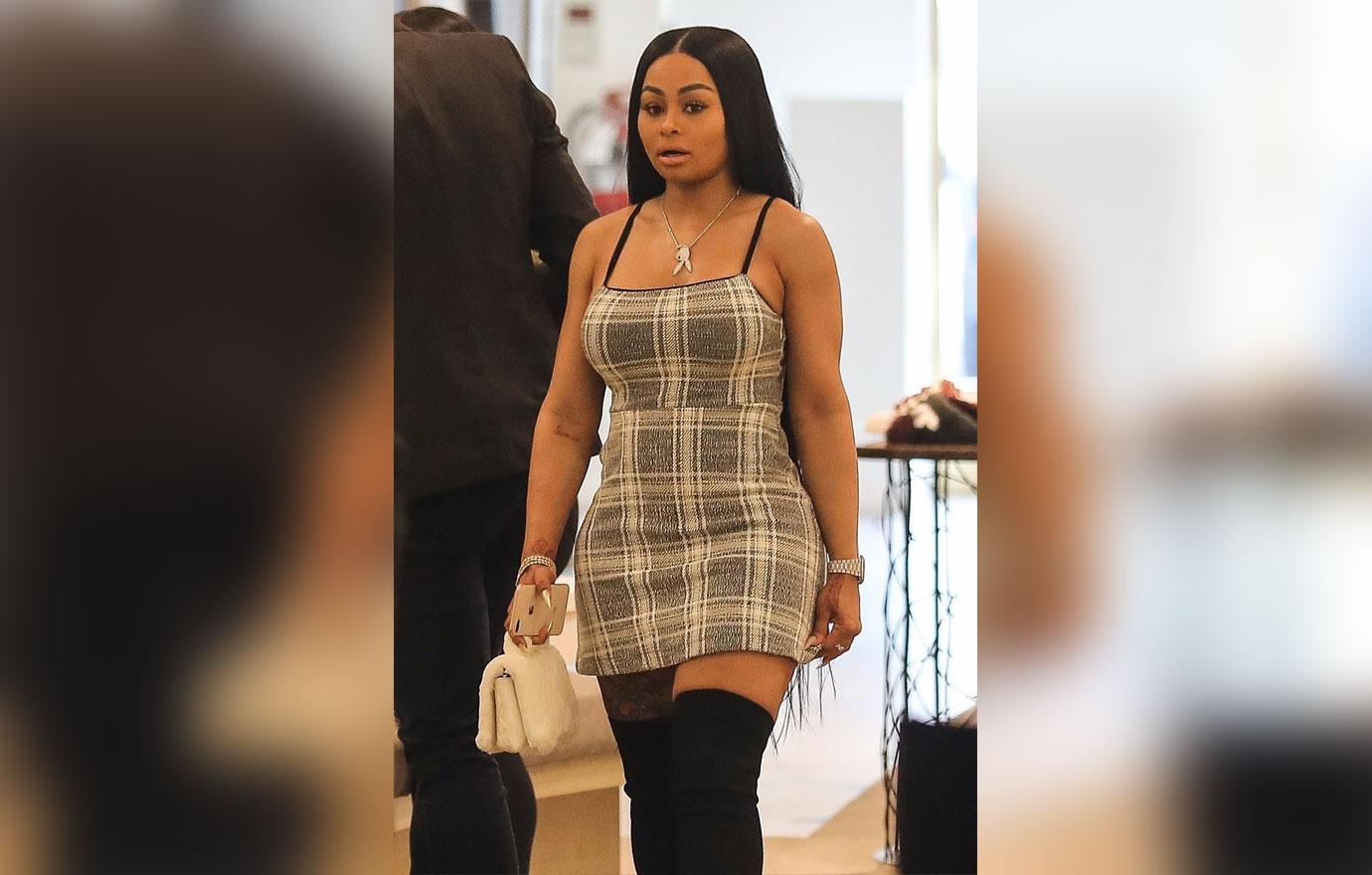 //Blac Chyna Shoe shops with lawyer