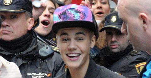 Justin Bieber 'Giggled Like Teenage Girl' While In Lockup