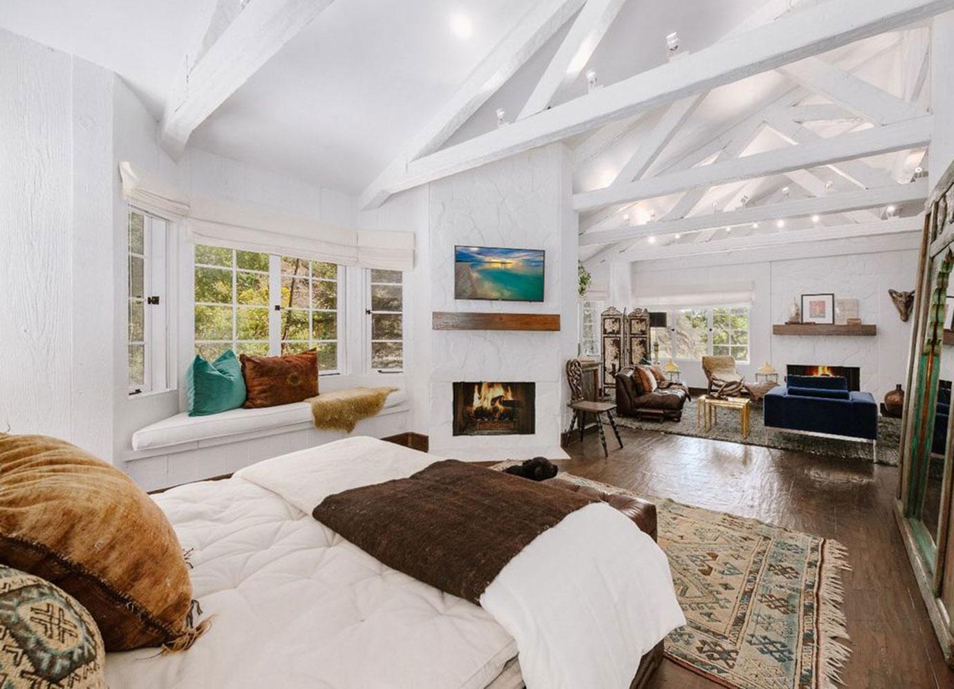 Cher Sells Her Beverly Crest Home For $2.5 Million