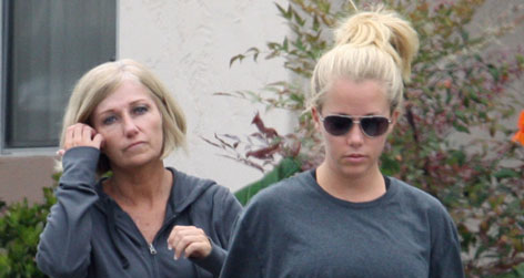 //kendra_wilkinson_mother_patti_wilkinson_family_feud_square