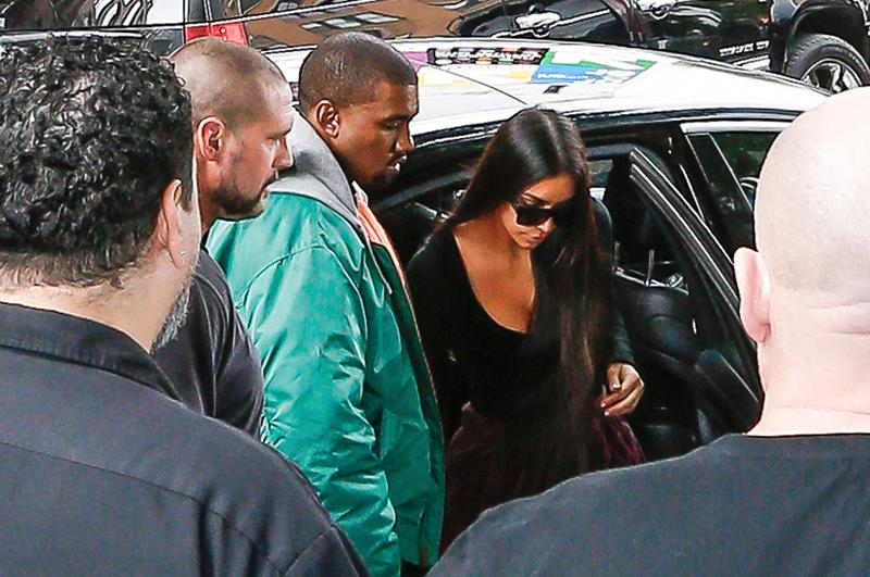 Kim Kardashian Robbed Gunpoint NYC Kanye West