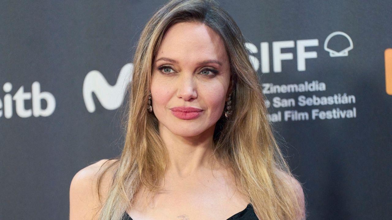 Photo of Angelina Jolie