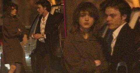 Stranger Things Charlie Heaton Natalia Dyer Fight