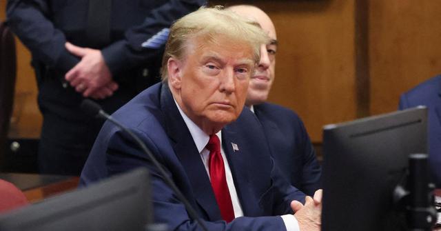 donald trump privately supports national abortion ban report