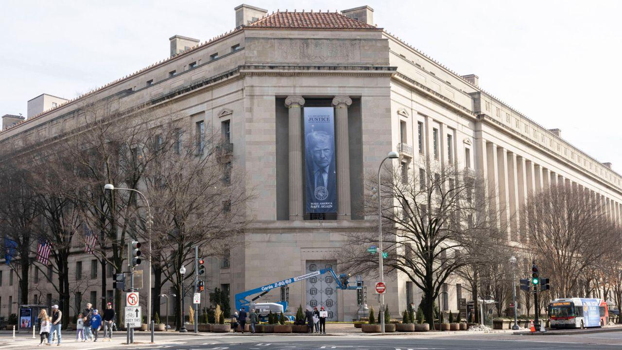 Photo of DOJ building