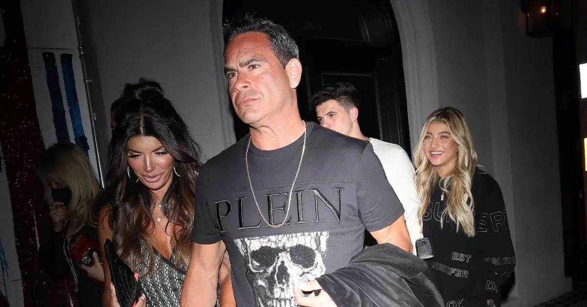 Teresa Giudice's Husband Luis and P.I. Bo Dietl Sued for Alleged Computer Hacking - Vimarsana News