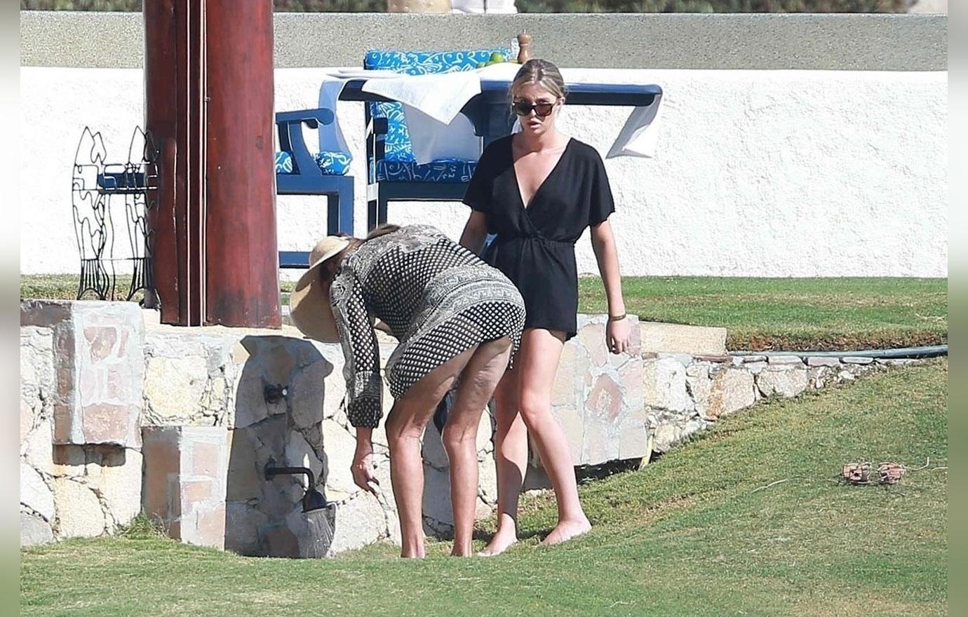 Caitlyn Jenner Wears Swimsuit On Beach Mexico Galpal Candis Cayne