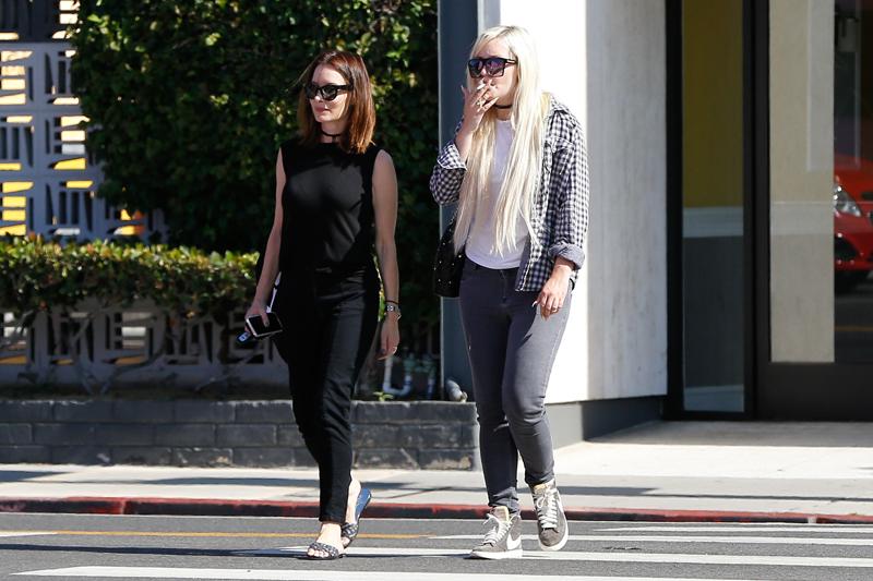 Amanda Bynes Caught Smoking Weight Gain