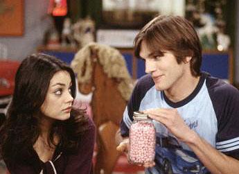 //mila kunis ashton kutcher that s show