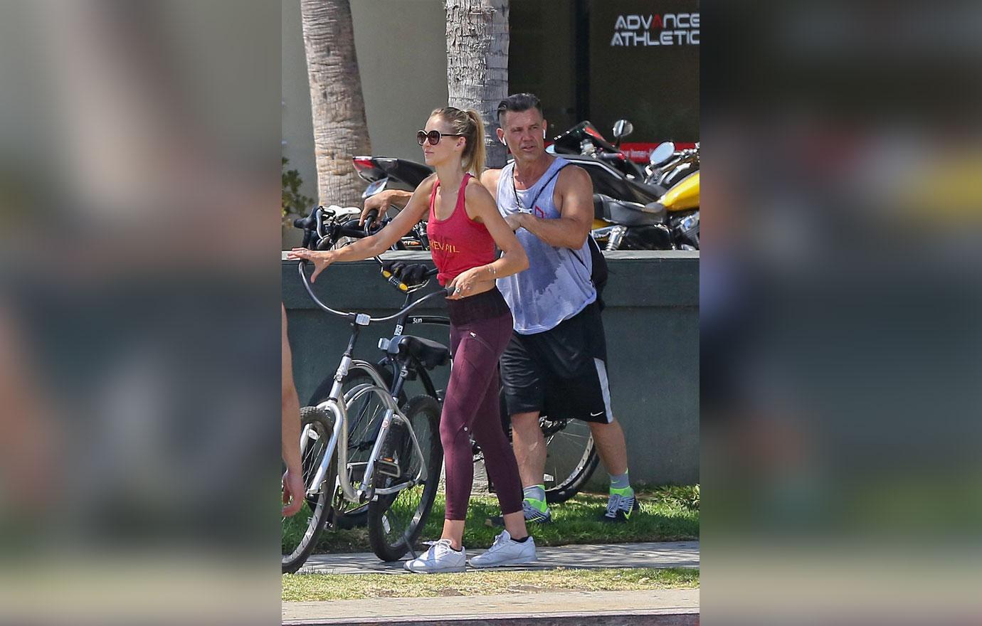 Ripped Josh Brolin Gets PDA From Wife Kathryn Boyd