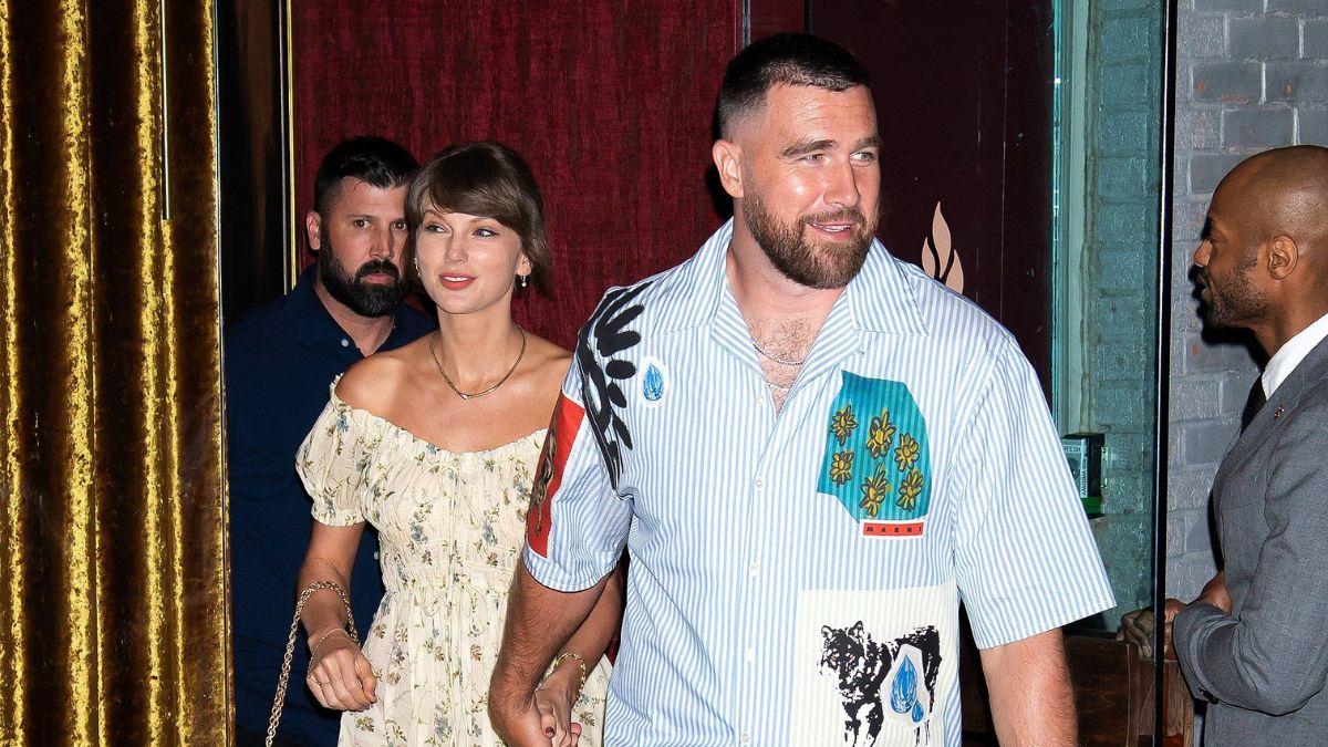 Photo of Taylor Swift and Travis Kelce