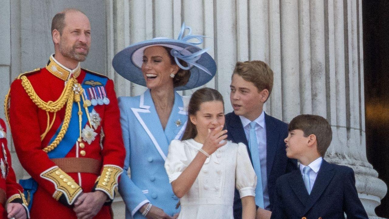 Photo of Princes William, George, Louis, Princess Kate and Charlotte