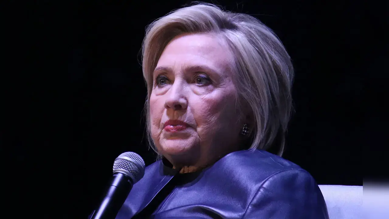 Critics online slammed Hillary Clinton.